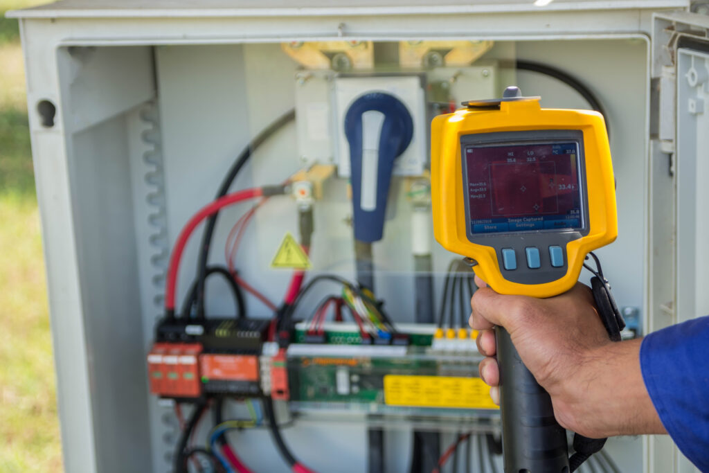 Jak wygląda profesjonalny pomiar instalacji elektrycznej?